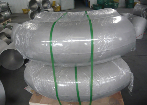 China Large Size Stainless Steel 45 Degree Elbow , Offshore Industry Ss Elbows For Transporting Fluids supplier
